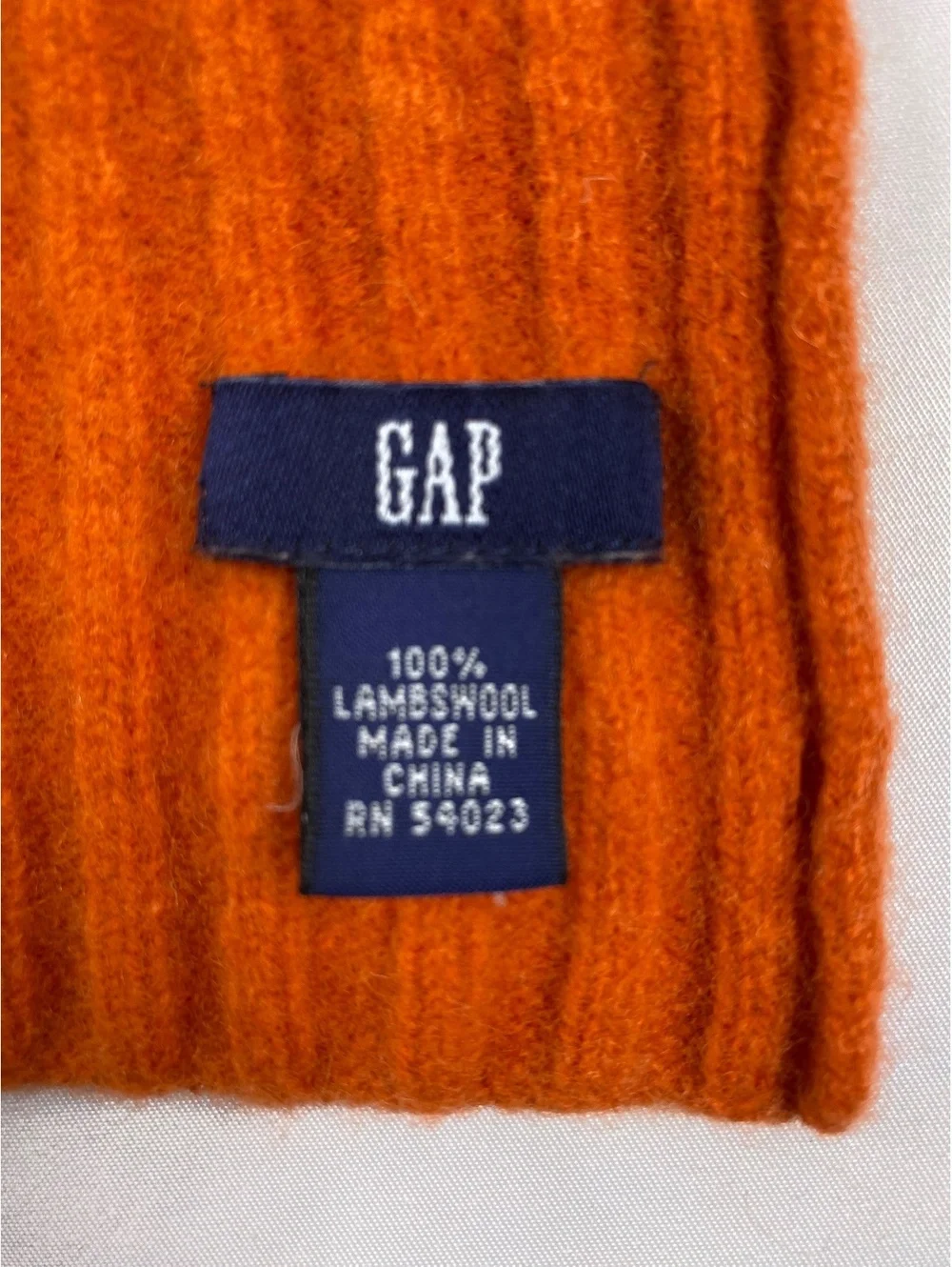 GAP Men's Orange 100% Lambswool Ribbed Knit Winter Scarf